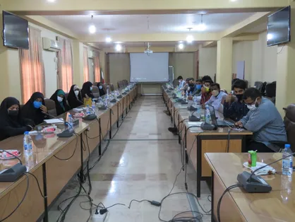 پاسخ به سوالات دانشجویان در نشست اعضای قرارگاه بصیر بسیج دانشجویی هرمزگان