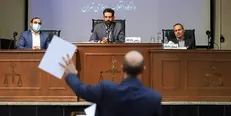 ماجرای امضای صدور ضمانتنامه‌ها در بهشت زهرا(س)