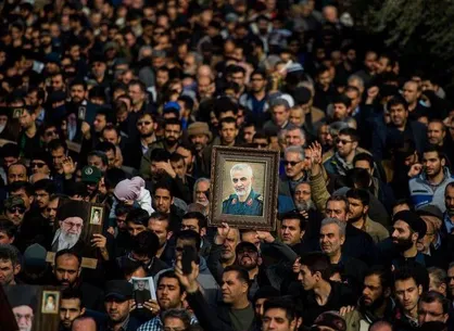 ما هم خدایی داریم