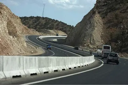 پروژه چهار خطه خرم&zwnj;آباد _ نورآباد تا پایان سال مالی جاری به بهره برداری می&zwnj;رسد