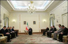 روحانی: مناسبات تهران-دوشنبه باید همسو با اشتراکات فرهنگی و تاریخی بیش از پیش گسترش یابد