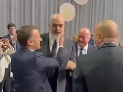 تمسخر ترامپ در جمع رهبران اروپایی