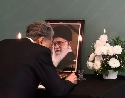 گشایش دفتر یادبود امام خامنه&zwnj;ای در توکیو
