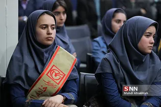 رونمایی از کتاب حلوای عروسی