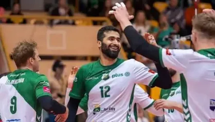 اسفندیار در لیگ والیبال لهستان ماندنی شد