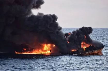 سانچی بلافاصله پس از برخورد منفجرشد/ بیشتر کارکنان درخوابگاه بودند