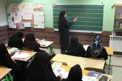 بررسی خدمات متقابل نهضت سوادآموزی و زنان / آموزش دختران جامانده از تحصیل؛ کار ناتمام نهضت