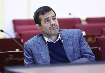 هشدار وزیر ورزش به باشگاه&zwnj;ها؛ قطع بازی و شکست ۳بر ۰ در انتظار تخلفات اخلاقی