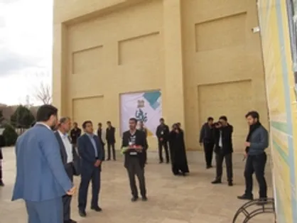 جای مسئولین استانی در اکران&zwnj;های جشنواره رویش یزد خالی بود/ دانشجویان انقلابی، مظلومانه جشنواره رویش را برگزار کردند