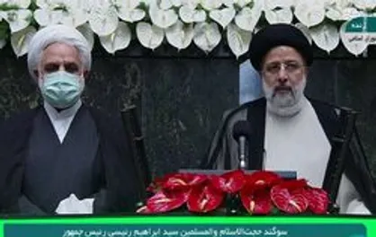رئیسی: طلوع انقلاب اسلامی فصل جدیدی از مردم سالاری ایجاد کرد / مردم برای پیمودن راه انقلاب عزم راسخ دارند