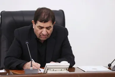 محمد مخبر: قهرمان میدان مناسبات جهان را تغییر می‌دهد + عکس