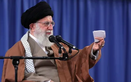 فیلم/ رهبر انقلاب: آمریکا می&zwnj;گفت که ایران تابستان داغی خواهد داشت و چهل سالگی را نمی&zwnj;بیند