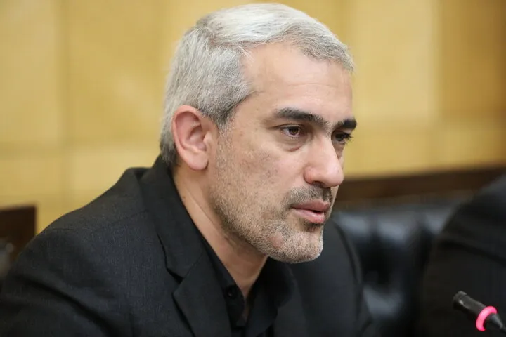وزیر امور اقتصادی و دارایی: دولت پشت کار ملت ایران ایستاده است/ برای فشارهای اقتصادی برنامه داریم + فیلم