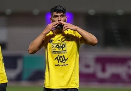 قرارداد زکی&zwnj;پور با سپاهان امضا شد
