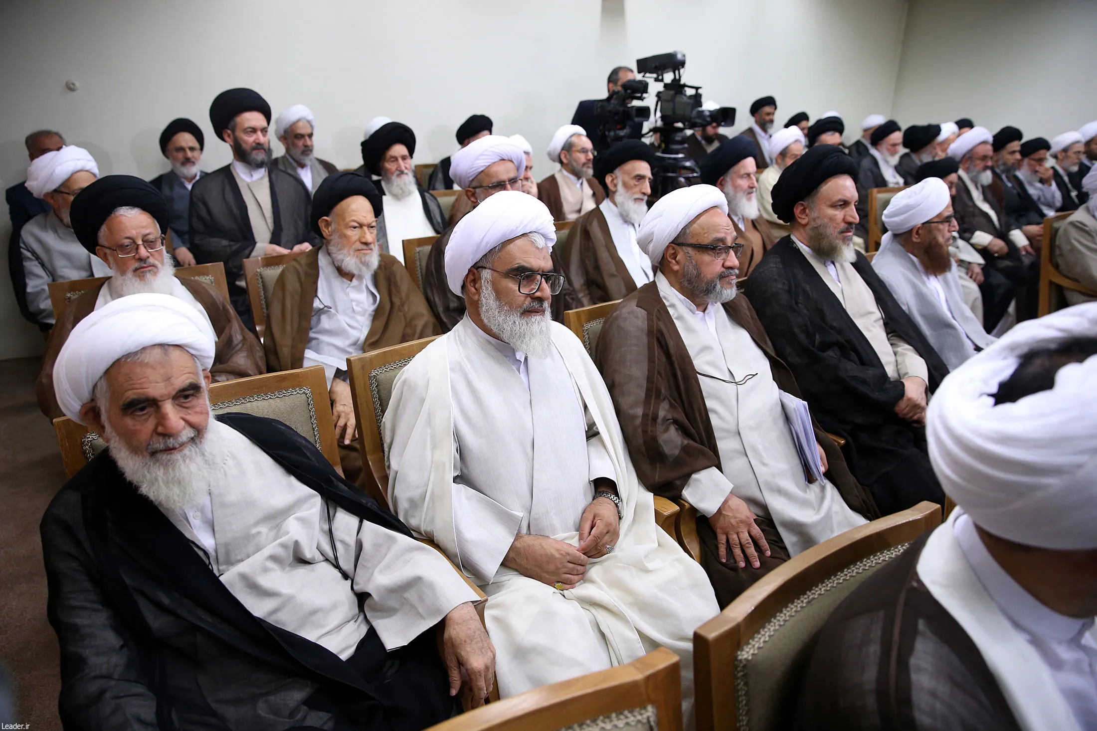 امام خامنه ای