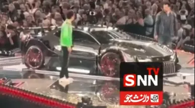 ربات غول پیکر واقعی و وحشتناک فیلم های هالیوودی ساخته شد/ رباتی شدن خودروی اسپرت در حضور هزاران تماشاگر آلمانی+ فیلم