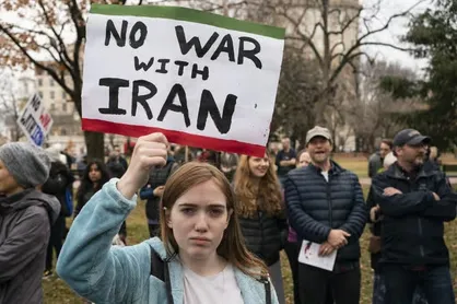آمریکایی&zwnj;ها در حمایت از ایران به خیابان&zwnj;ها آمدند + فیلم
