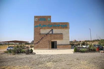 وقتی دولت زیر قول خود به تولیدکنندگان می&zwnj;زند! / قانونی که روی زمین وضع شد و روی هوا اجرا شد +فیلم