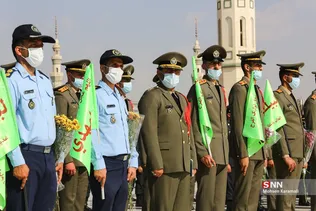 صبحگاه مشترک نیرو‌های مسلح در مسجد جمکران