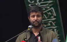ما بچه‌های بسیج دانشجویی ناموسی پای آقاجانمان ایستادیم