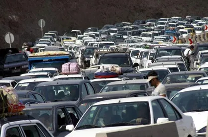 بازگشت از تعطیلات کرونایی! / ترافیک سنگین در محور قزوین - کرج - تهران