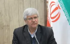 نمی‌توانند دلارهای نفتی را بخاطر تحریم وارد کشور کنند جنس بُنجل می‌خرند/ واردات بی‌رویه کمر تولید را شکسته است