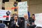 حضور  احمد توکلی در میان تجمع کنندگان 