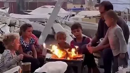 تنها یک آتش کوچک در دل آوار