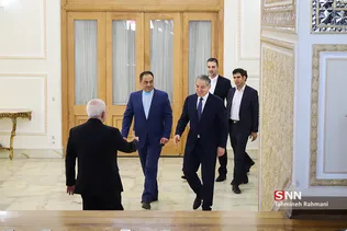 دیدار ظریف با وزیر امور خارجه تاجیکستان