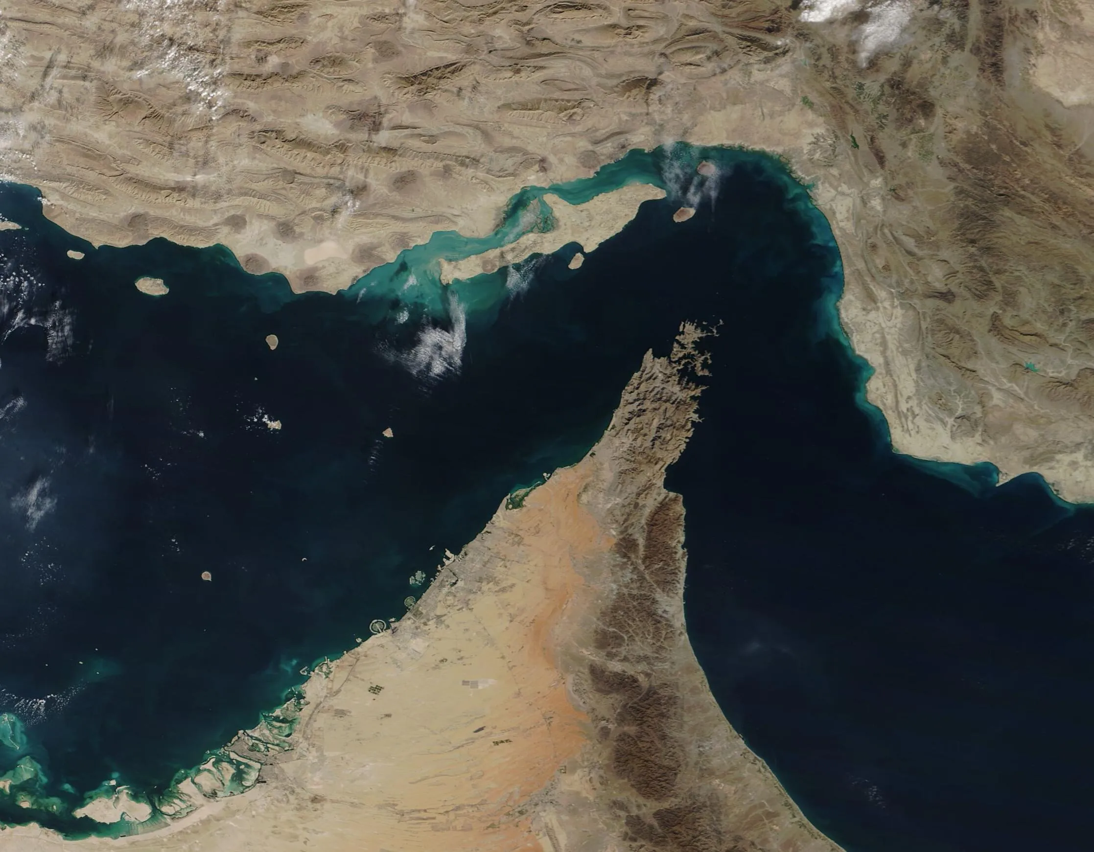 غریب‌آبادی: تنگه هرمز از فردا باز نمی‌شود؛ مسیر جدید مانند اتوبان رفت‌وبرگشت است + فیلم