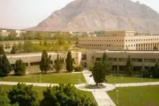 استاد گروه خاک‌شناسی دانشگاه صنعتی اصفهان مورد تجلیل قرار گرفت