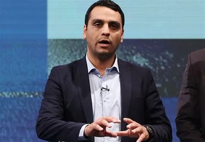 فتاحی: پول جریمه&zwnj;ها نه برای فدراسیون&zwnj; است، نه برای سازمان لیگ/ برای خبرنگاران کارت مکمل صاد می&zwnj;شود