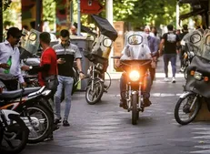 اعمال قانون ۴۰۰ هزار موتورسوار بدون کلاه ایمنی