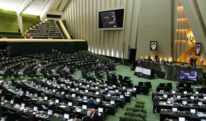 نماهنگ &laquo;مجلس قوی&raquo;