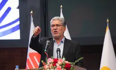 صنعت برق کشور در جنگ رمضان با وجود۹۰ همت خسارت، تولید برق و توسعه زیرساخت‌ها را هم‌زمان ادامه داد/تلاش کنیم زمستان امسال تولید و صنعت نخوابد