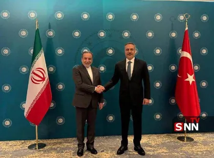 عراقچی و هاکان فیدان دیدار کردند + عکس