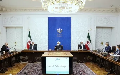 روحانی: عرضه سهام شرکت&zwnj;&rlm;های دولتی در بازار سرمایه ادامه خواهد یافت