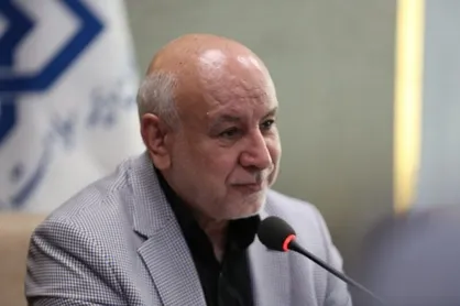 انتقاد تند مشاور وزير بهداشت به مشتاقان واکسن خارجي