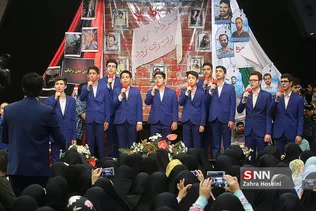 همایش دختران انقلاب