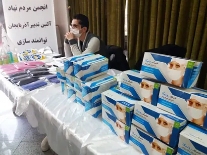 برپایی نمایشگاه عرضه محصولات مرکز رشد دانشگاه تبریز و کمیته امداد امام خمینی (ره)