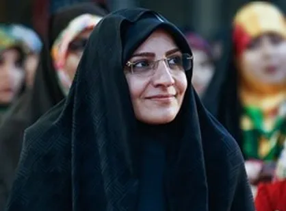همسر شهید رضایی&zwnj;نژاد نخستین دریافت کننده واکسن فخرا در فاز دوم+فیلم