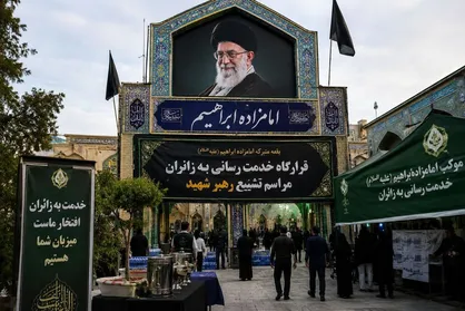 آماده&zwnj;باش ۳۰۰ بقعه متبرکه کشور برای خدمت&zwnj;رسانی به زائران مراسم تشییع رهبر&nbsp;شهید