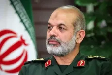 سرلشکر وحیدی: مسلح‌ترین ارتش تاریخ جهان را به زانو در آوردیم