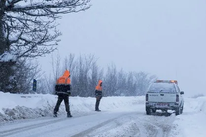 برف و باران در جاده&zwnj;های ۱۸ استان کشور
