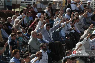  اقامه نماز عید فطر به امامت رهبر معظم انقلاب