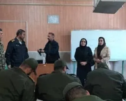 &zwj; برگزاری دوره آموزشی معرق چوب برای سربازان وظیفه در ایلام