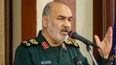«وعده صادق» نشان داد اگر شرایط اقتضا کند خودمان شمشیر می‌کشیم / ایران پناهگاه همه مسلمانان است +فیلم