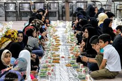 طرح اهدای غذای داوطلبانه دانشجویی به کودکان بی&zwnj;سرپرست در لارستان اجرا می&zwnj;شود
