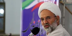 دستاورد‌های ۴۰ ساله انقلاب را نباید با انحراف چند دولتمرد نادیده گرفت