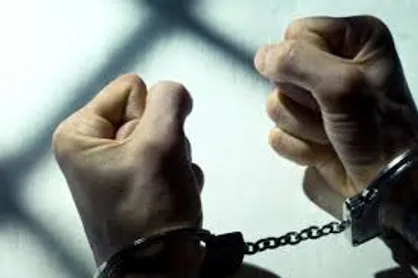 اخاذی از شهروندان با پوشش فروشنده اجناس در مترو پایتخت/ دستگیری متهمان در ایستگاه امام خمینی &laquo;ره&raquo;